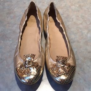 Stuart Weitzman gold ballet flats (sz 12 N)